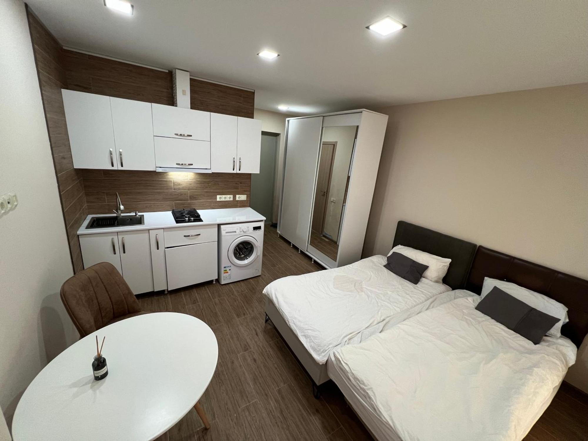 Hotel Paris Batumi Kültér fotó