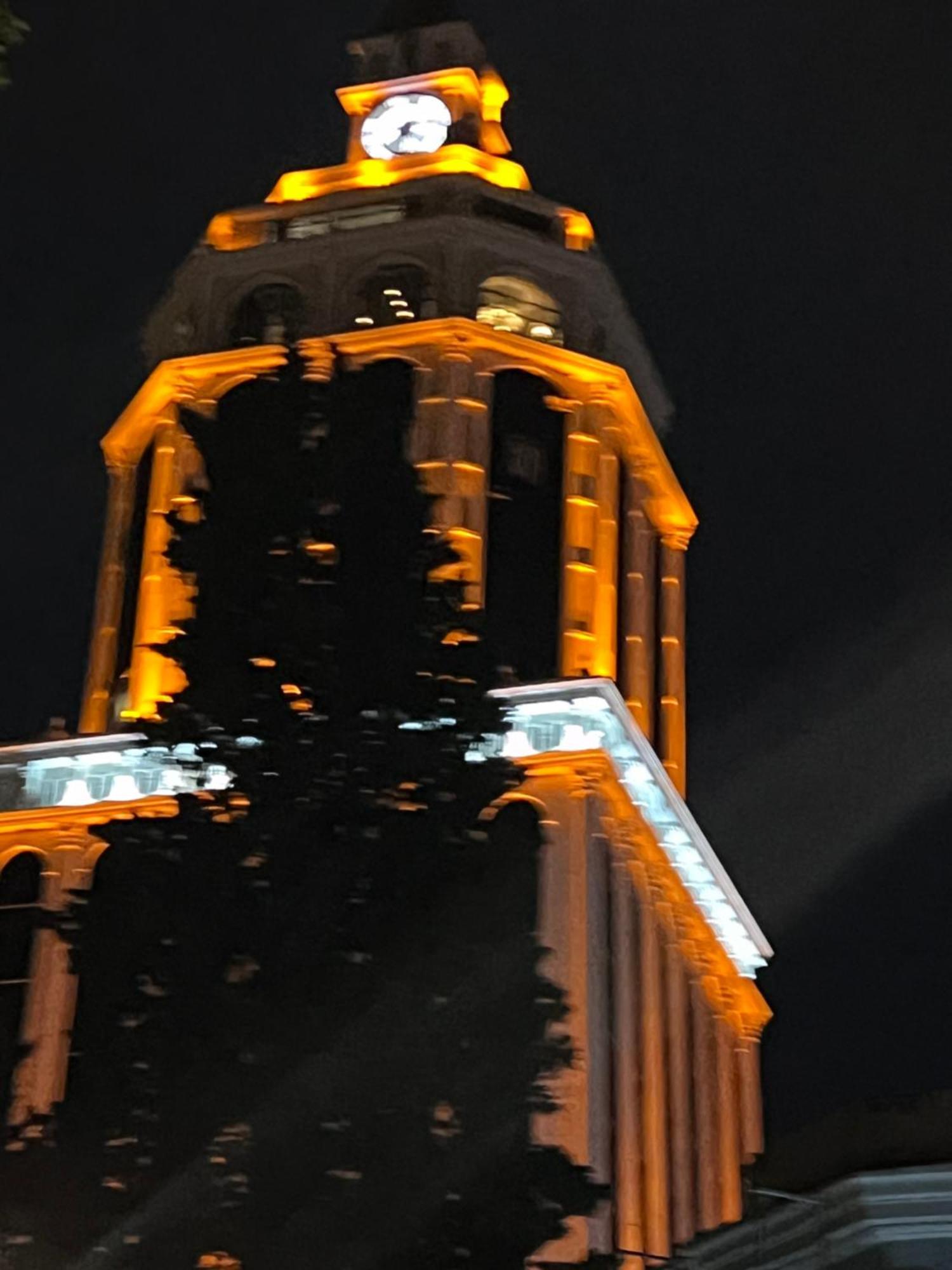 Hotel Paris Batumi Kültér fotó