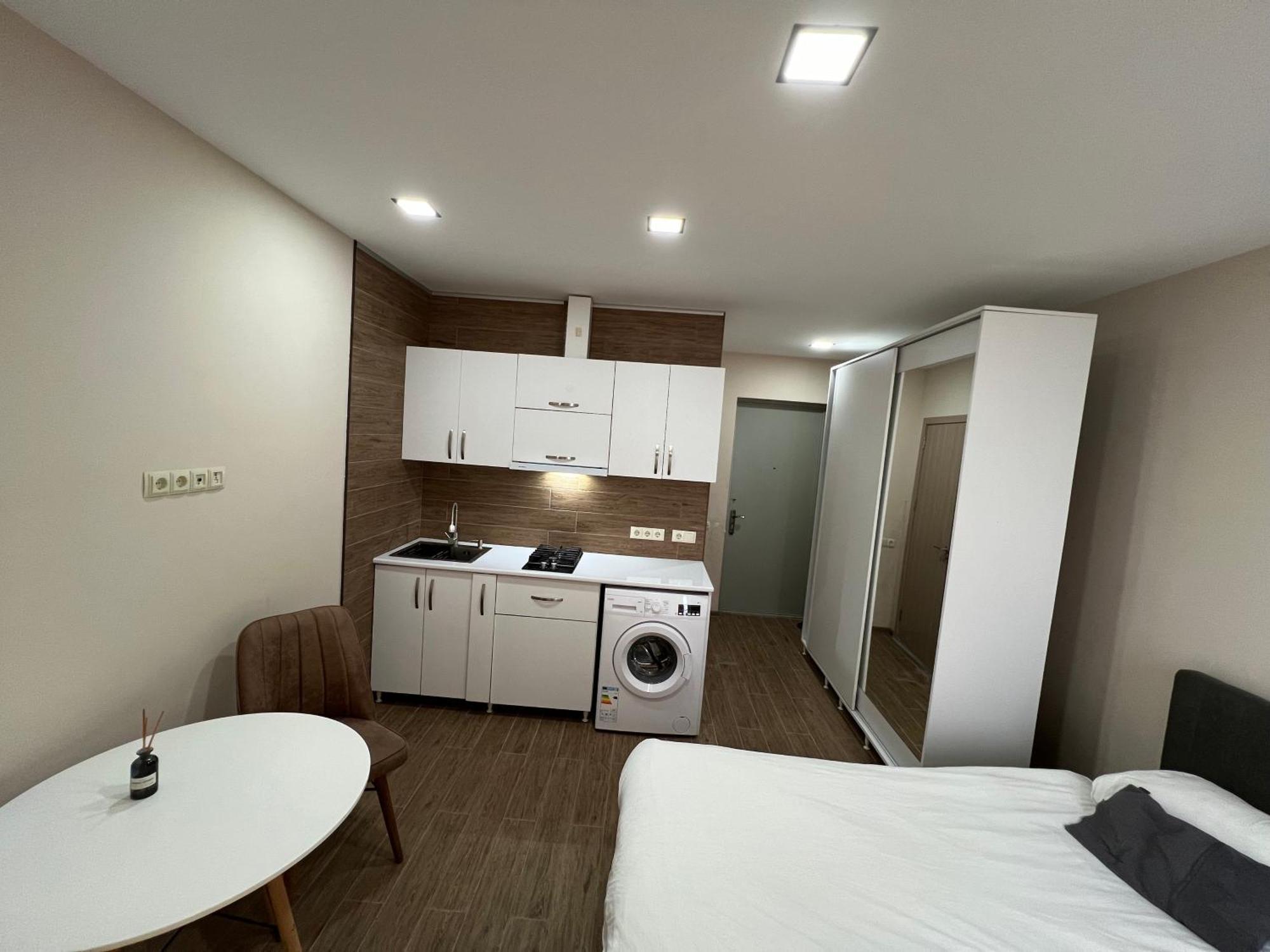 Hotel Paris Batumi Kültér fotó