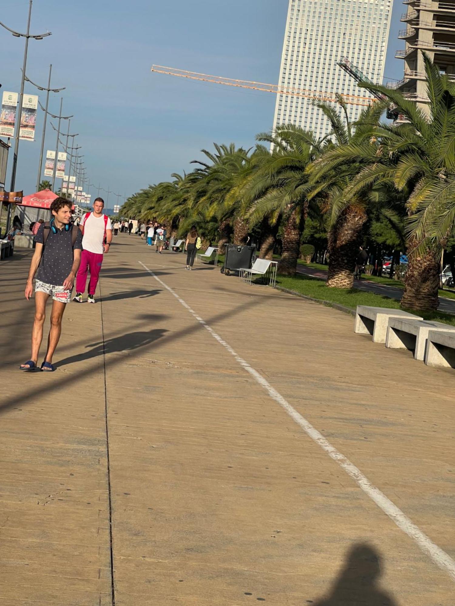 Hotel Paris Batumi Kültér fotó